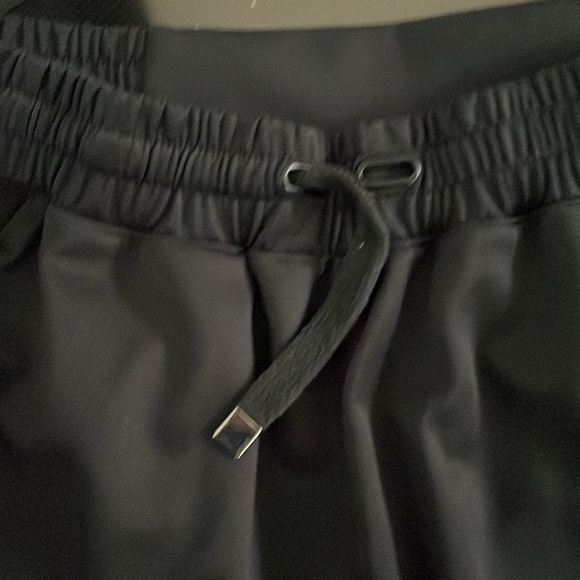 Venum UFC Joggers Men’s Large - Picture 4 of 7